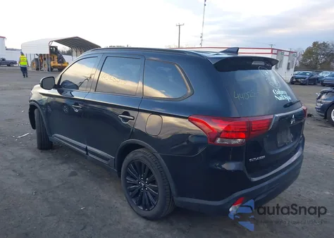 2020 Mitsubishi Outlander Le 2.4 z USA, uszkodzony, nr VIN JA4AD3A33LZ042627